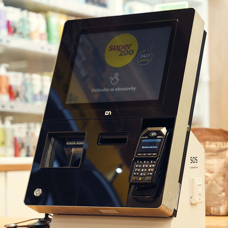 Samoobslužná pokladňa v Super zoo